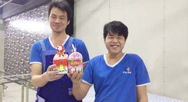 光臣照明伙伴們歡度平安夜，攜手共創(chuàng)美好未來(lái)！