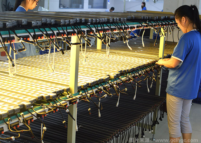 洗墻燈老化測試